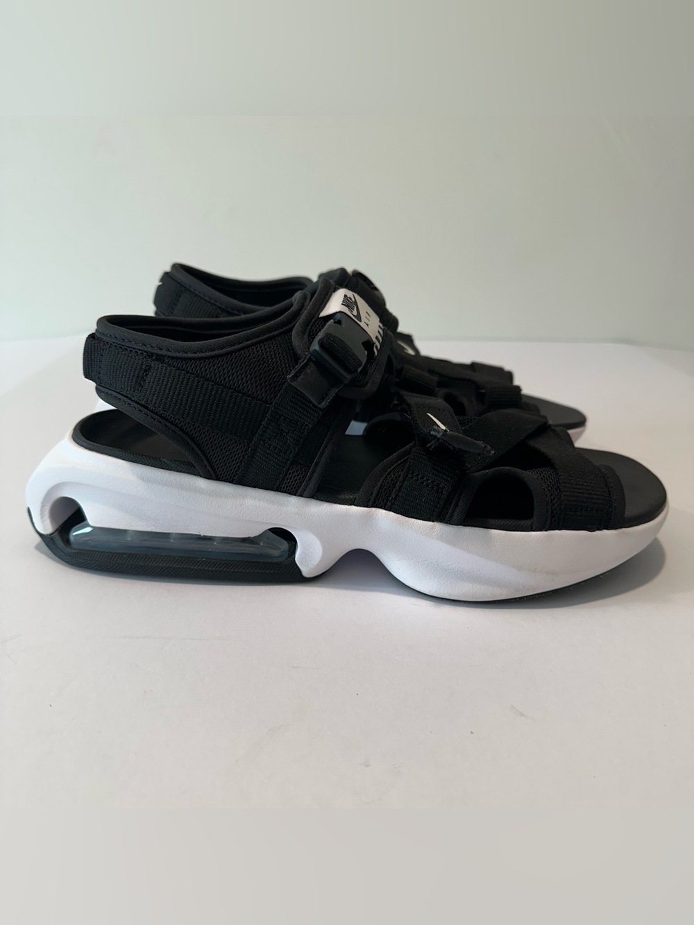 Nike Air Max Sol Sandal Air  Bubble Womens Size 9 Black & White